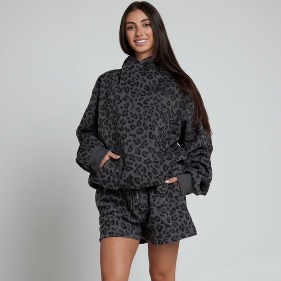 Comfrt Minimalist Shorts in Panther Black Leopard Size XS NWT - Picture 2 of 4